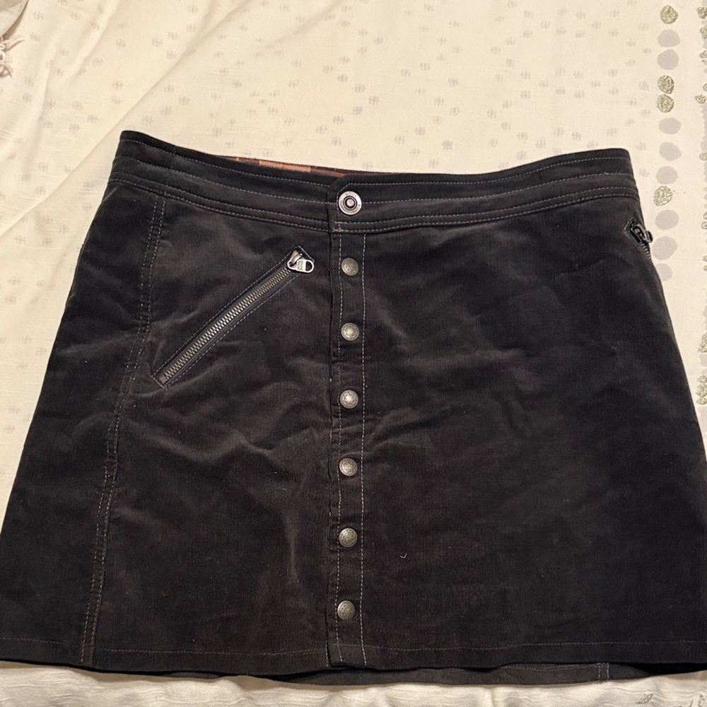Kuhl Black Mini Skirt with Button Detail
